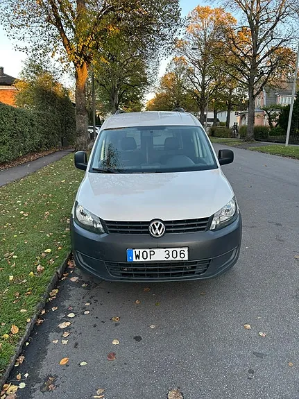 Volkswagen Caddy Maxi 2012 photo 3