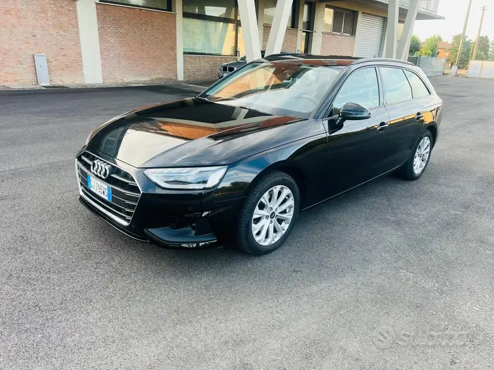 Audi A4 2022 photo 3