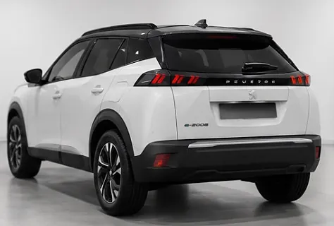 Peugeot E-2008 2021 photo 3