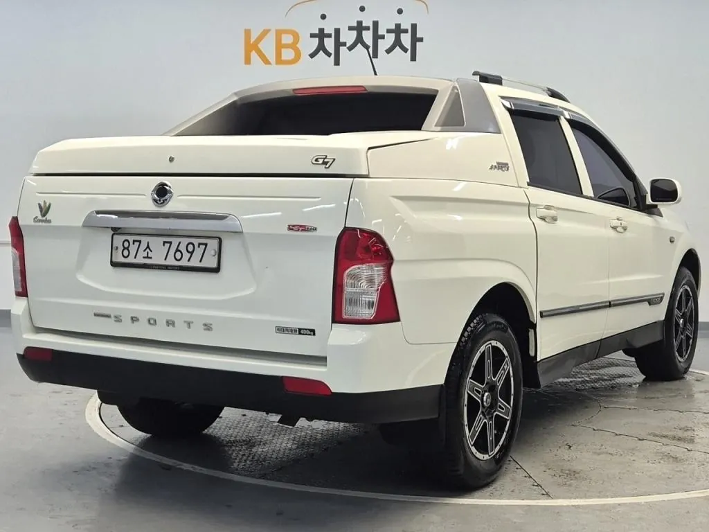 KG Mobility Korando 2017 photo 3
