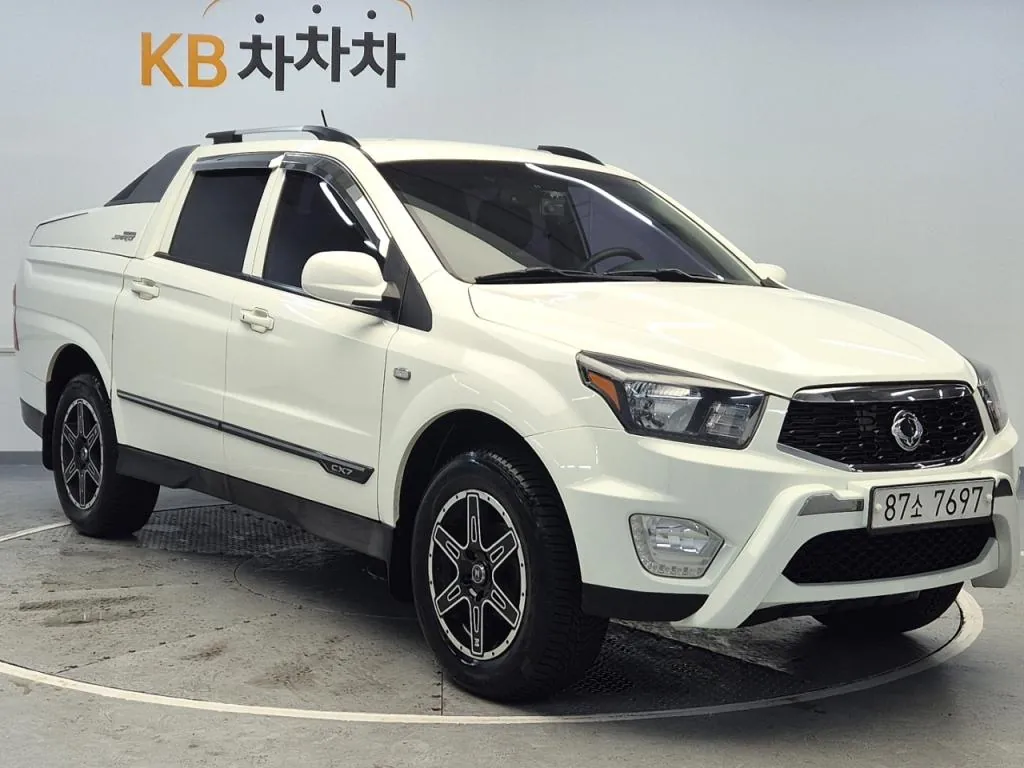 KG Mobility Korando 2017 photo 4