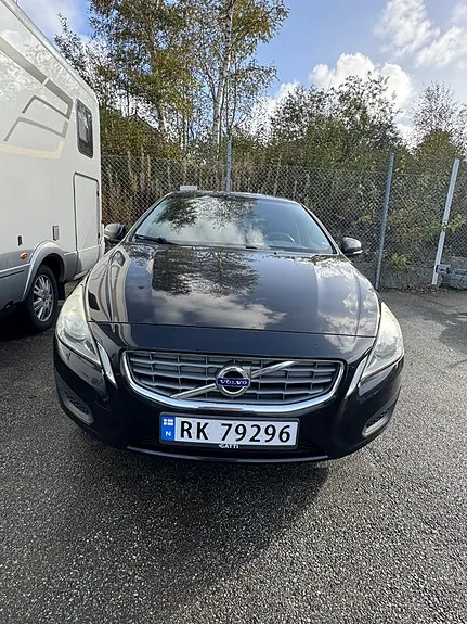 Volvo V60 2013 photo 2