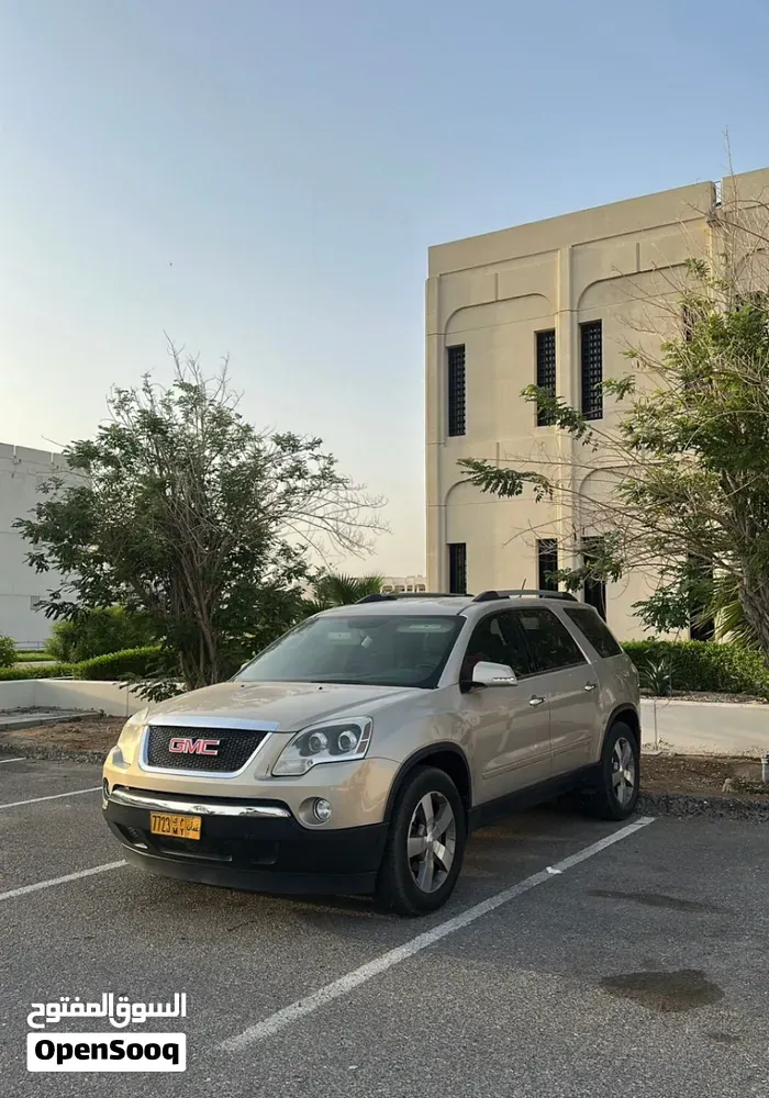 GMC Acadia 2012 photo 5