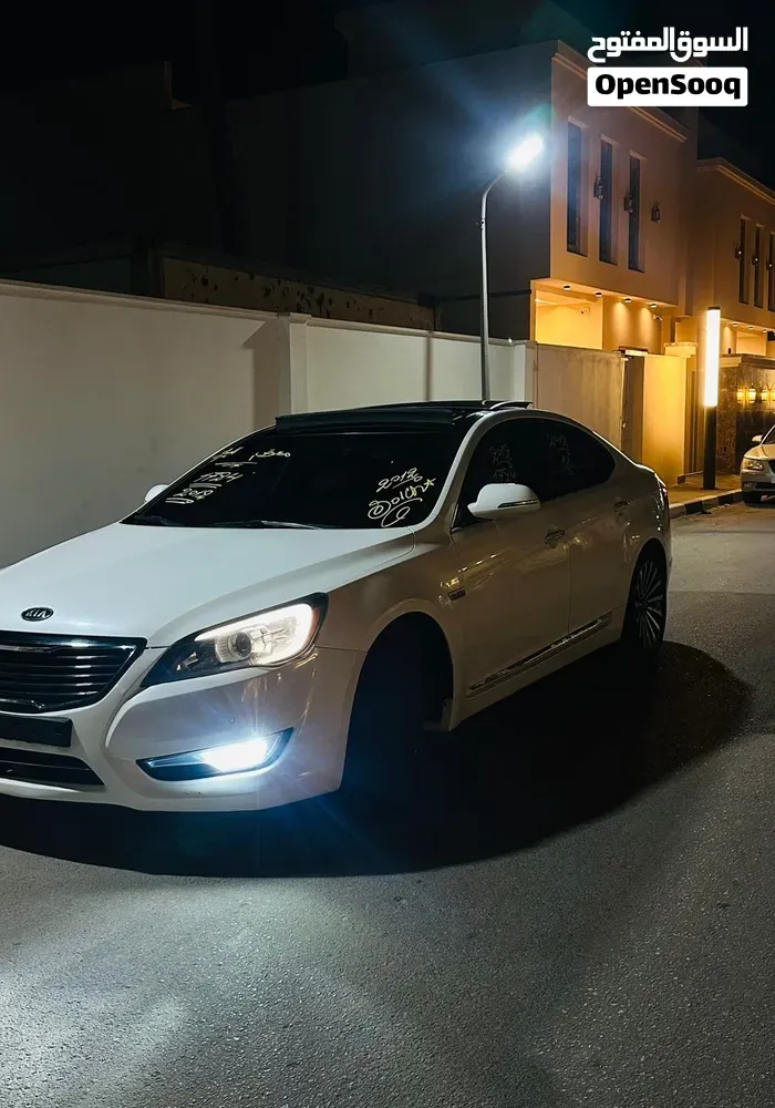 Kia Cadenza 2012 photo 2