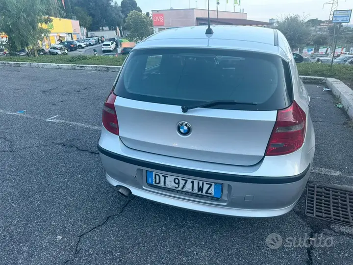 BMW 1 Series 2009 photo 3