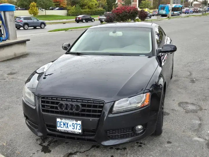 Audi A5 2012 photo 2