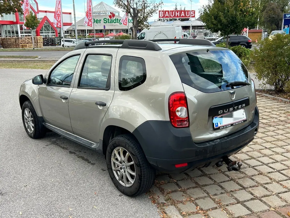 Dacia Duster 2012 photo 2