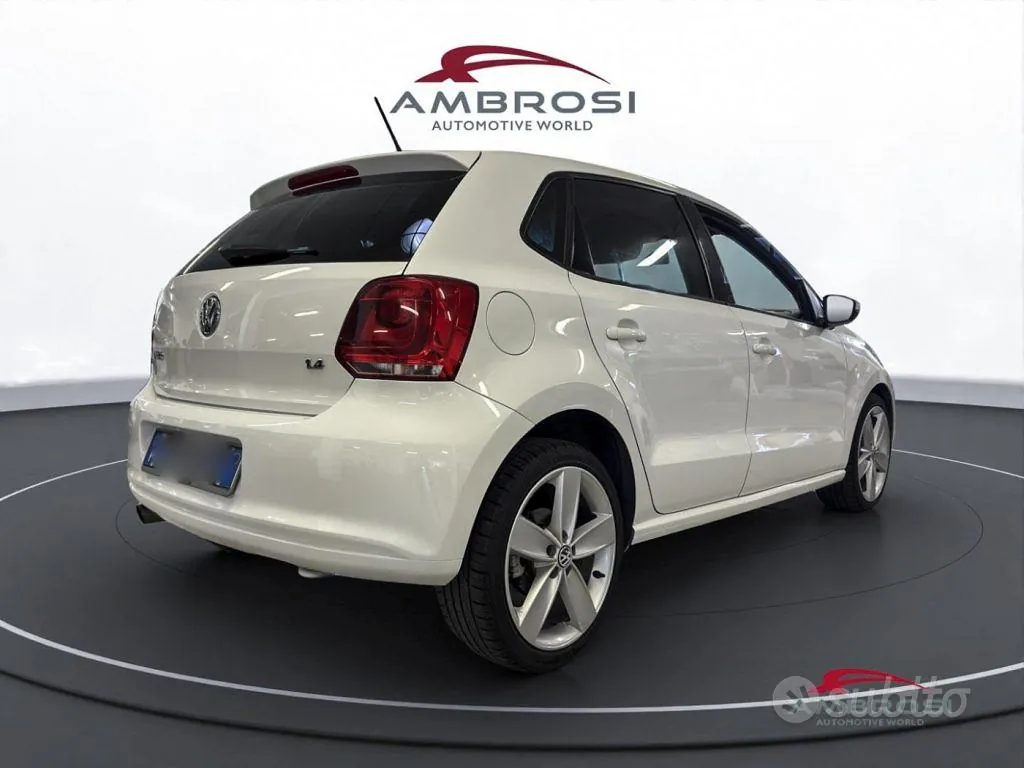 Volkswagen Polo 2013 photo 3