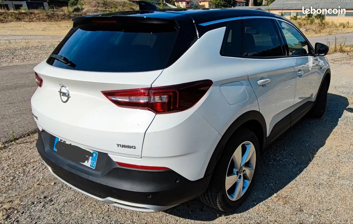 Opel Grandland X 2019 photo 2