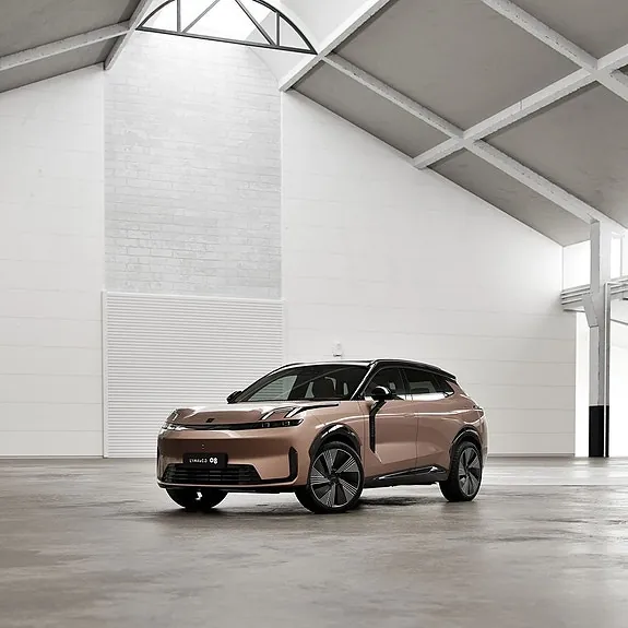 Lynk & Co 08