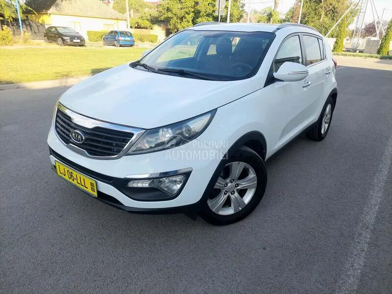 Kia Sportage 2013 photo 2