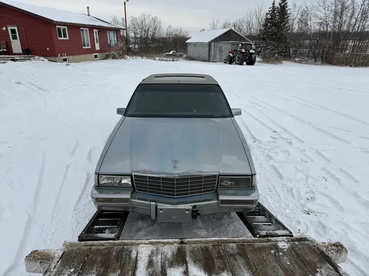 Cadillac Deville 1992 photo 4