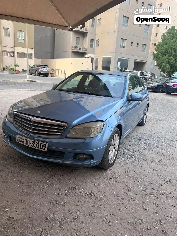 Mercedes-Benz C-Class 2010 photo 3