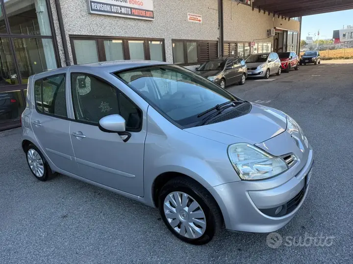 Renault Modus 2013 photo 5