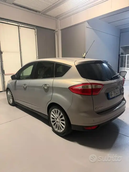 Ford C-Max 2017 photo 4