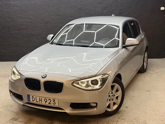 BMW 118D 2015 photo 2