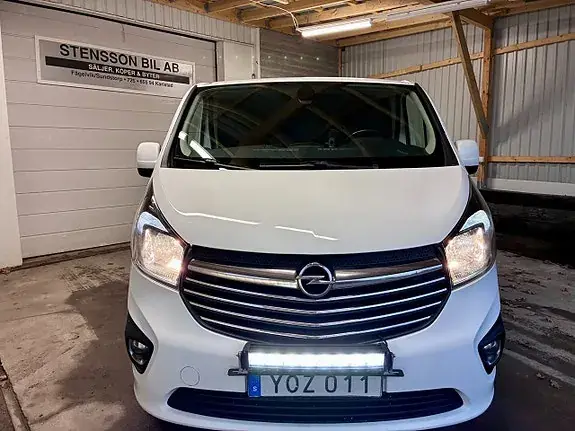 Opel Vivaro 2017 photo 3