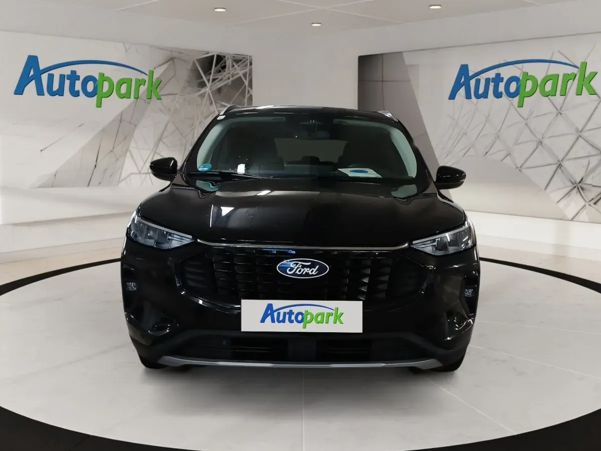 Ford Kuga 2024 photo 2