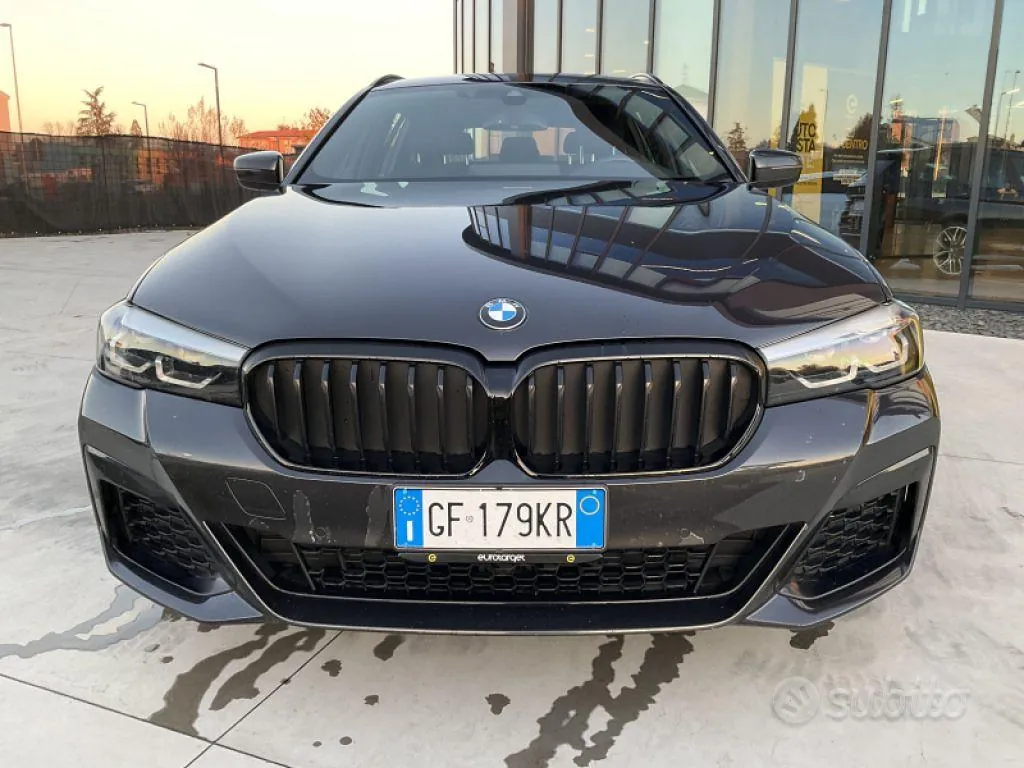 BMW 5 Series 2021 photo 2