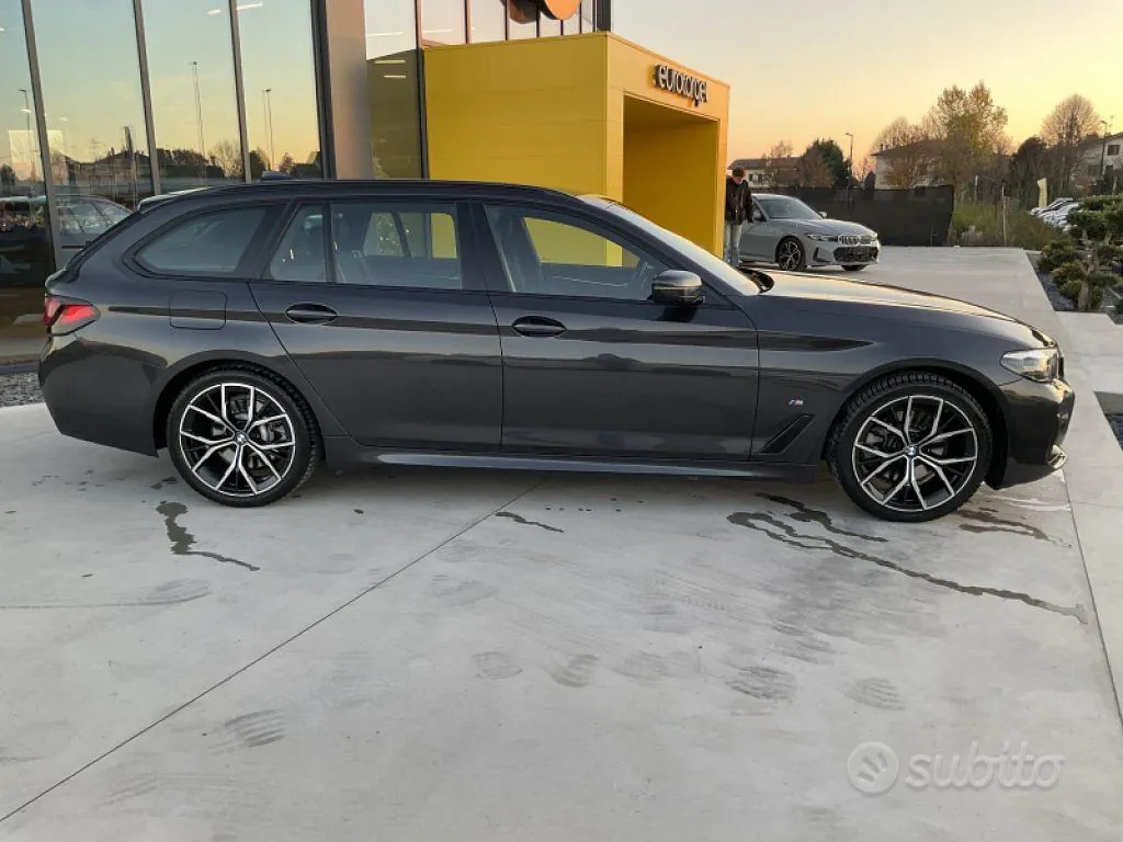 BMW 5 Series 2021 photo 5