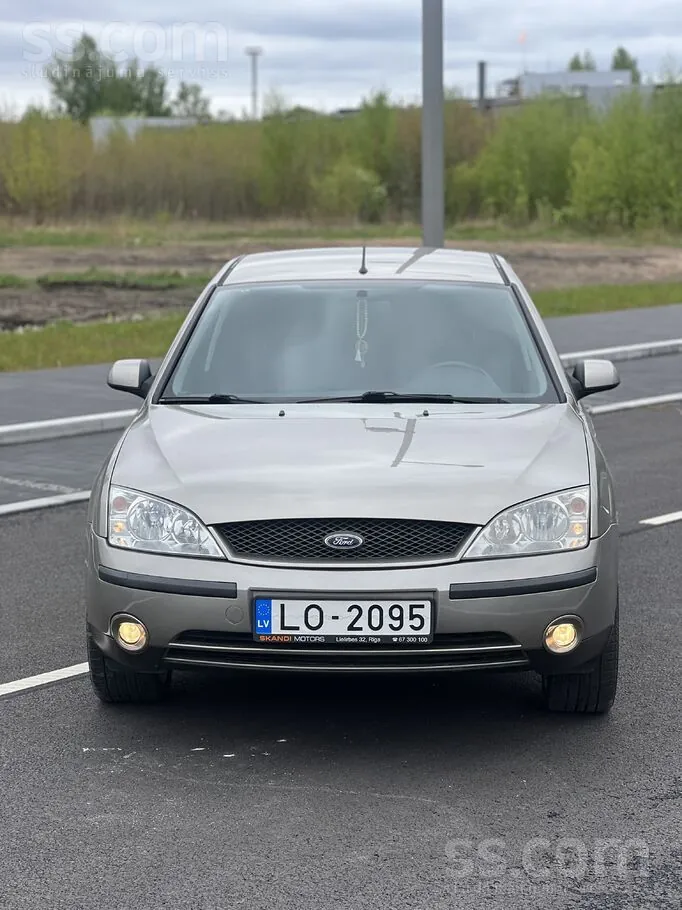Ford Mondeo 2003 photo 2