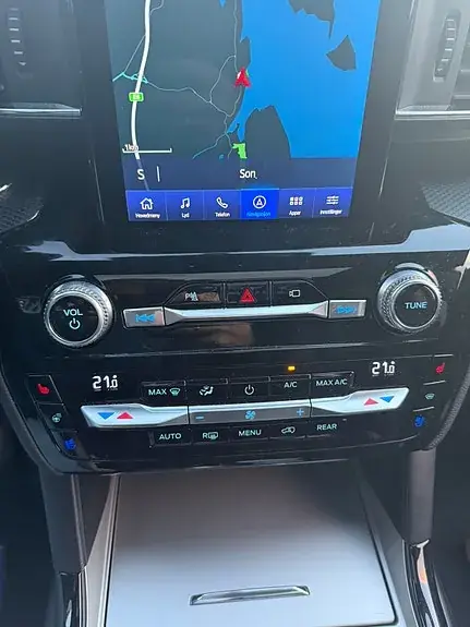 Ford Explorer 2022 photo 4