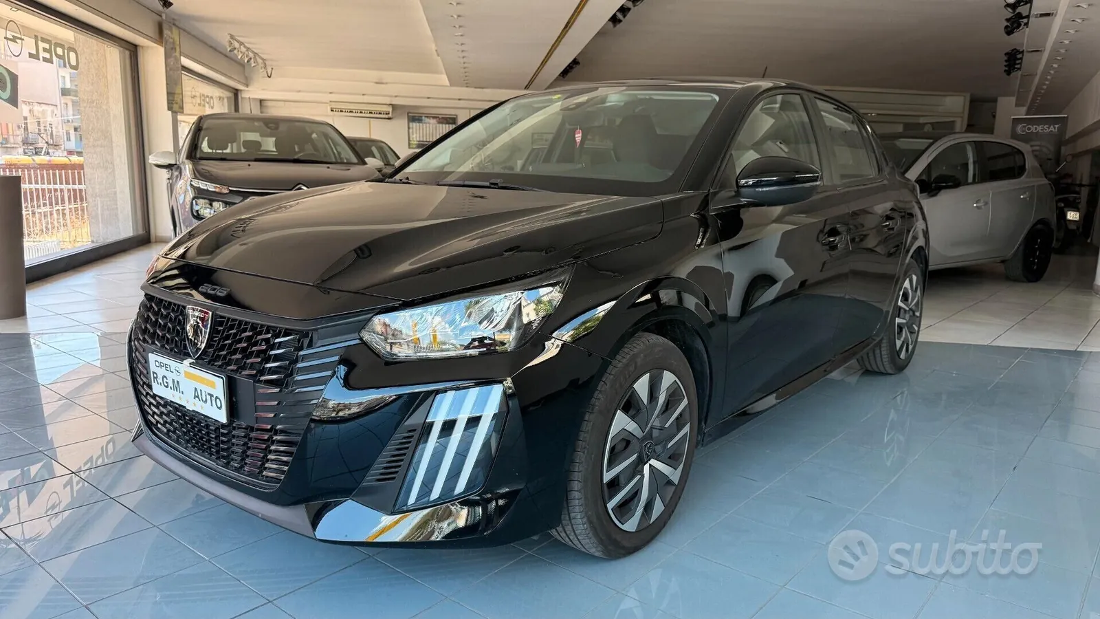 Peugeot 208