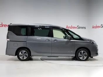 Nissan Serena 2021 photo 4