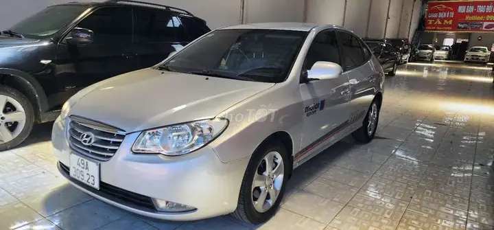 Hyundai Elantra 2010 photo 2