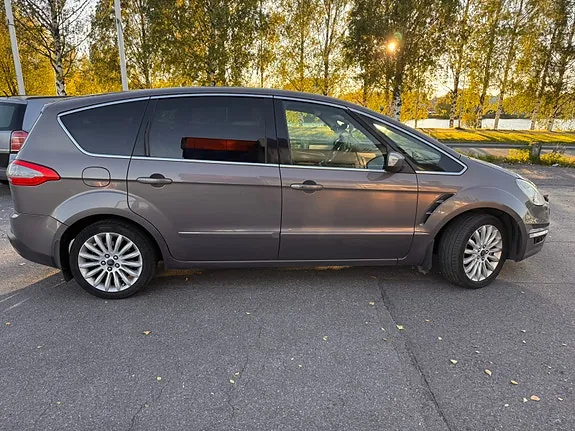 Ford S-Max 2014 photo 5