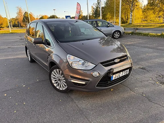 Ford S-Max 2014 photo 4