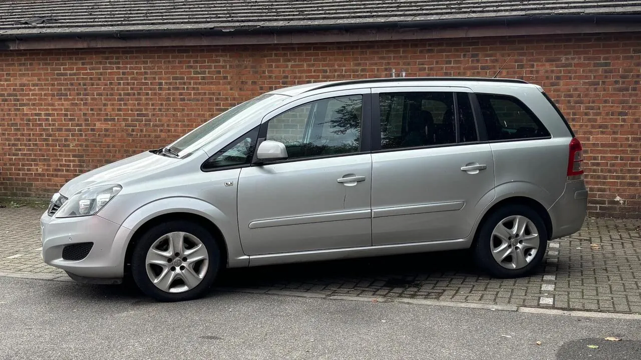 Vauxhall Zafira 2012 photo 5