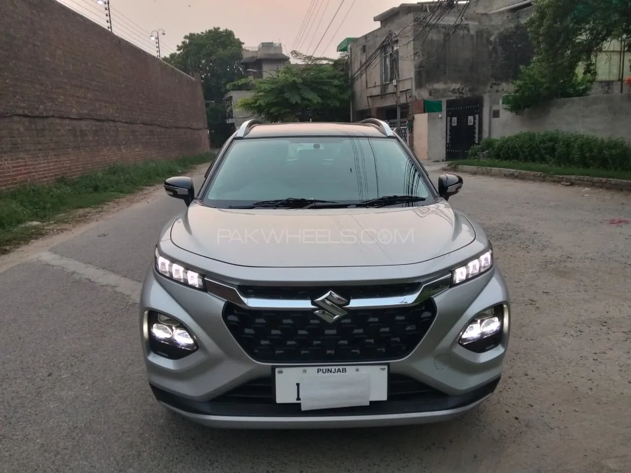 Suzuki Fronx