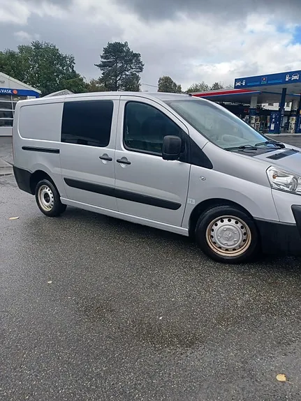 Peugeot Expert 2011 photo 4