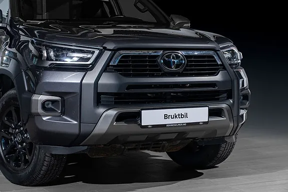 Toyota Hilux 2022 photo 2