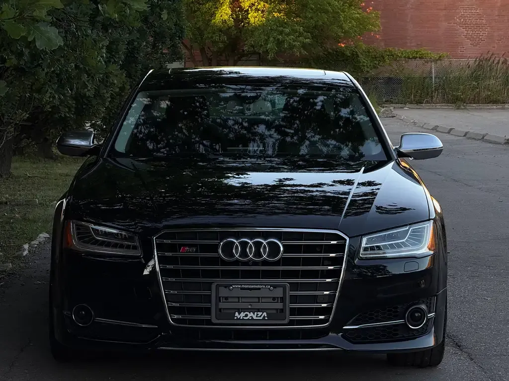 Audi S8 2015 photo 4