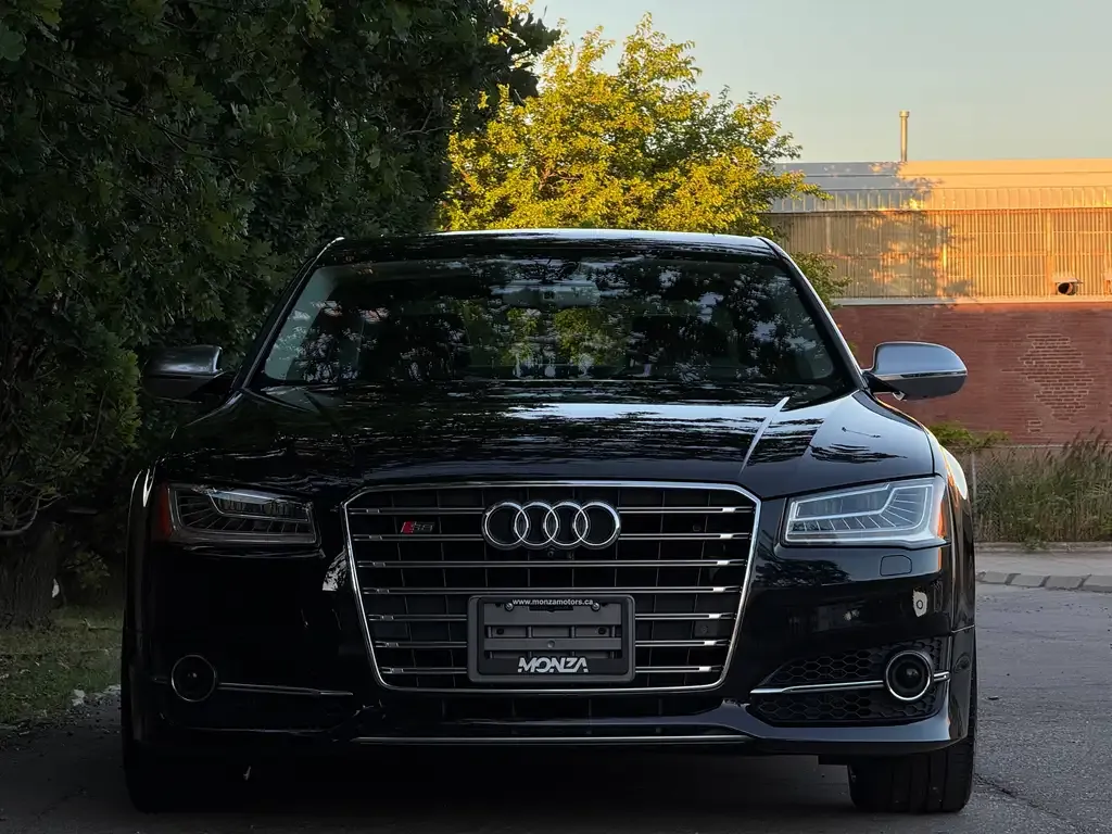 Audi S8 2015 photo 5
