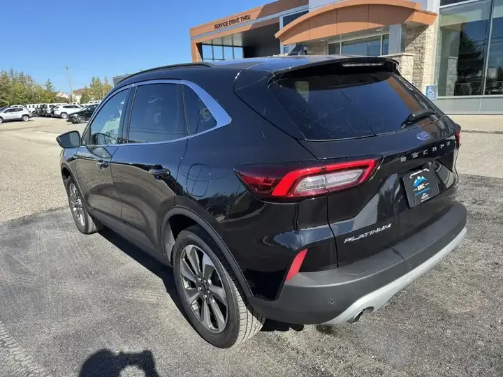 Ford Escape 2025 photo 3