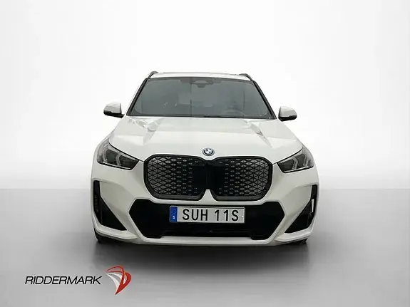 BMW Ix1 2024 photo 3