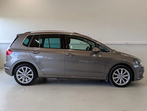 Volkswagen Golf Sportsvan 2016 photo 5