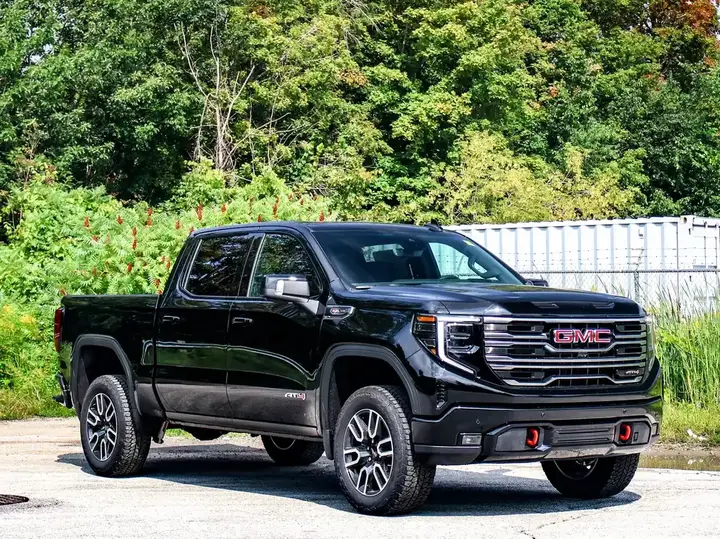 GMC Sierra 1500 2026 photo 2