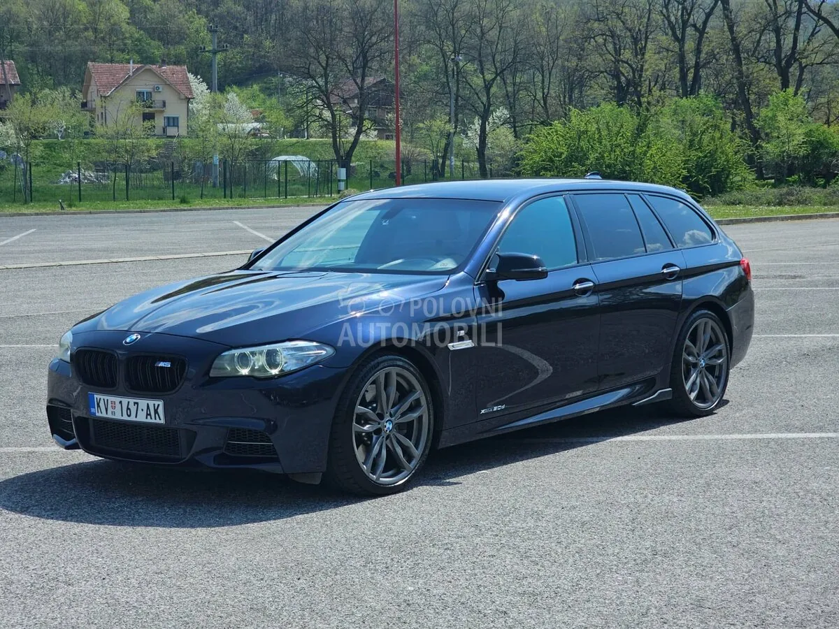 BMW M550