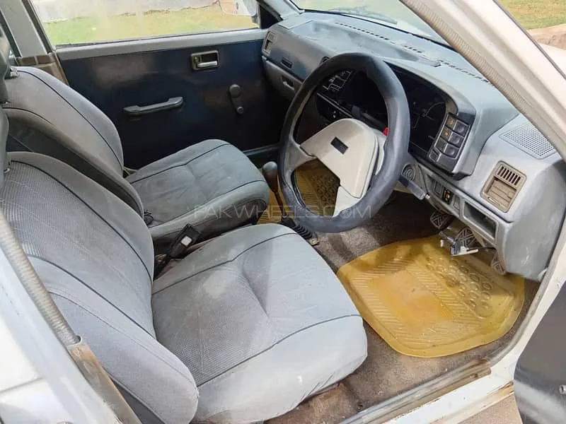 Suzuki Khyber