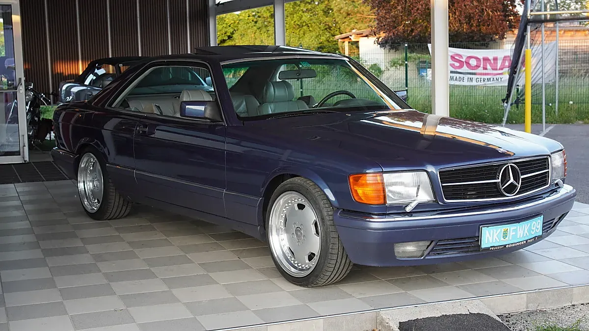 Mercedes-Benz S-Class 1985 photo 2