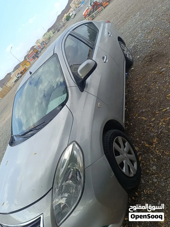 Nissan Sunny