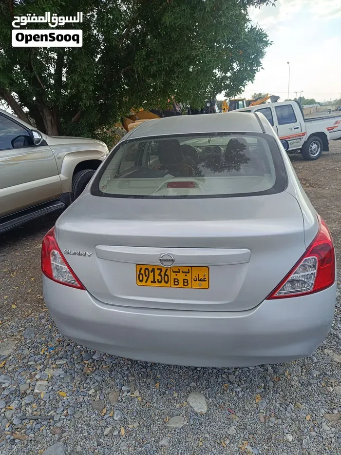 Nissan Sunny 2013 photo 4