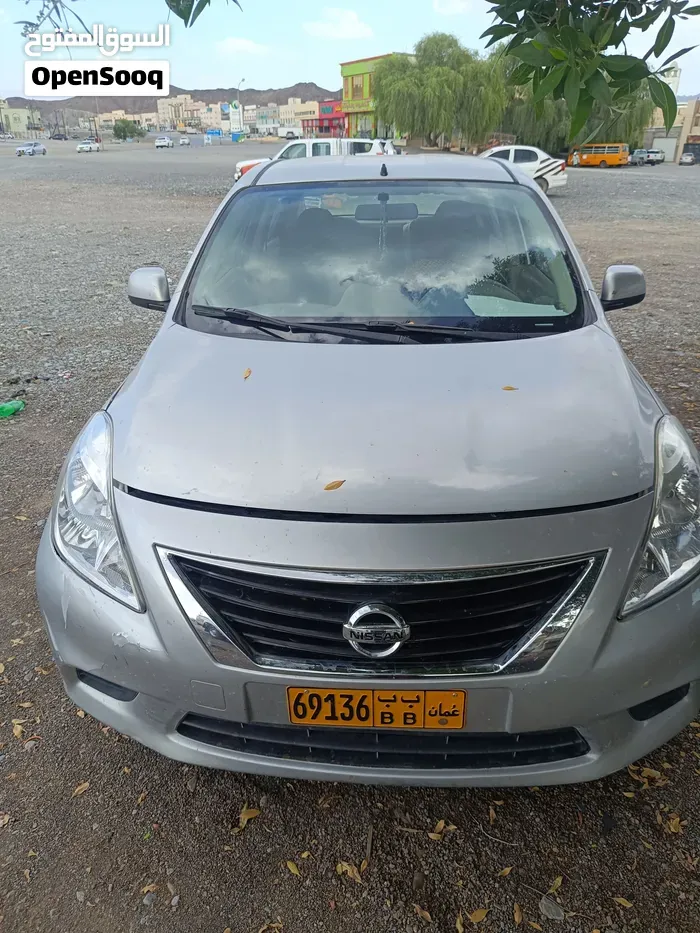 Nissan Sunny 2013 photo 2
