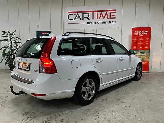Volvo V50 2011 photo 5