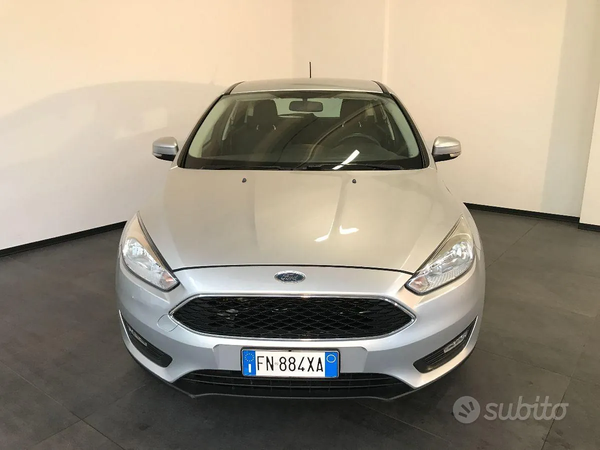 Ford Focus 2018 photo 2