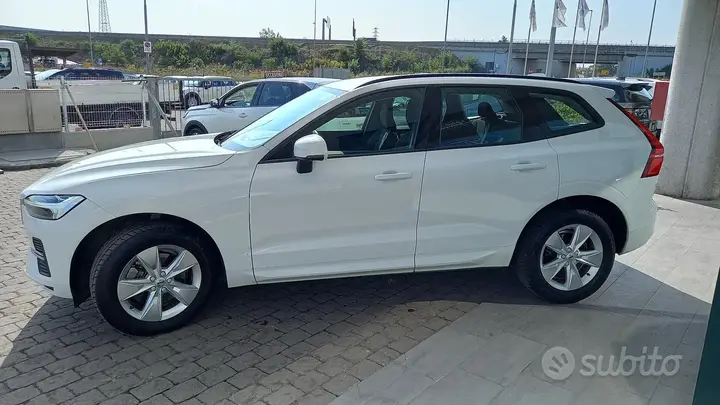Volvo Xc60 2021 photo 4